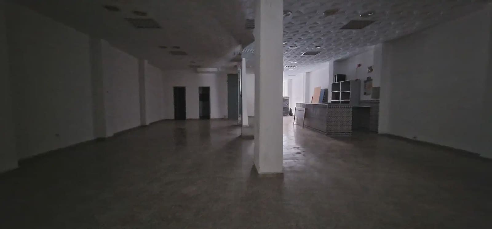 Commercial for sale in Maracena - € 120,000 (Ref: 10045420)