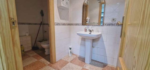 Commerciale in vendita in Maracena - 185.000 € (Rif: 10045421)