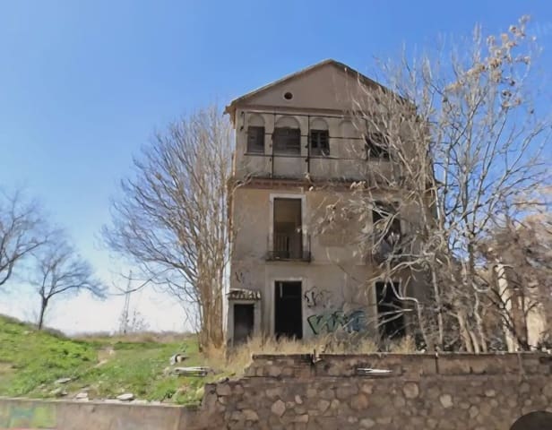 Ruine zu verkaufen in Cerrillo de Maracena - Periodistas, Granada Stadt - 200.000 € (Ref: 10045428)