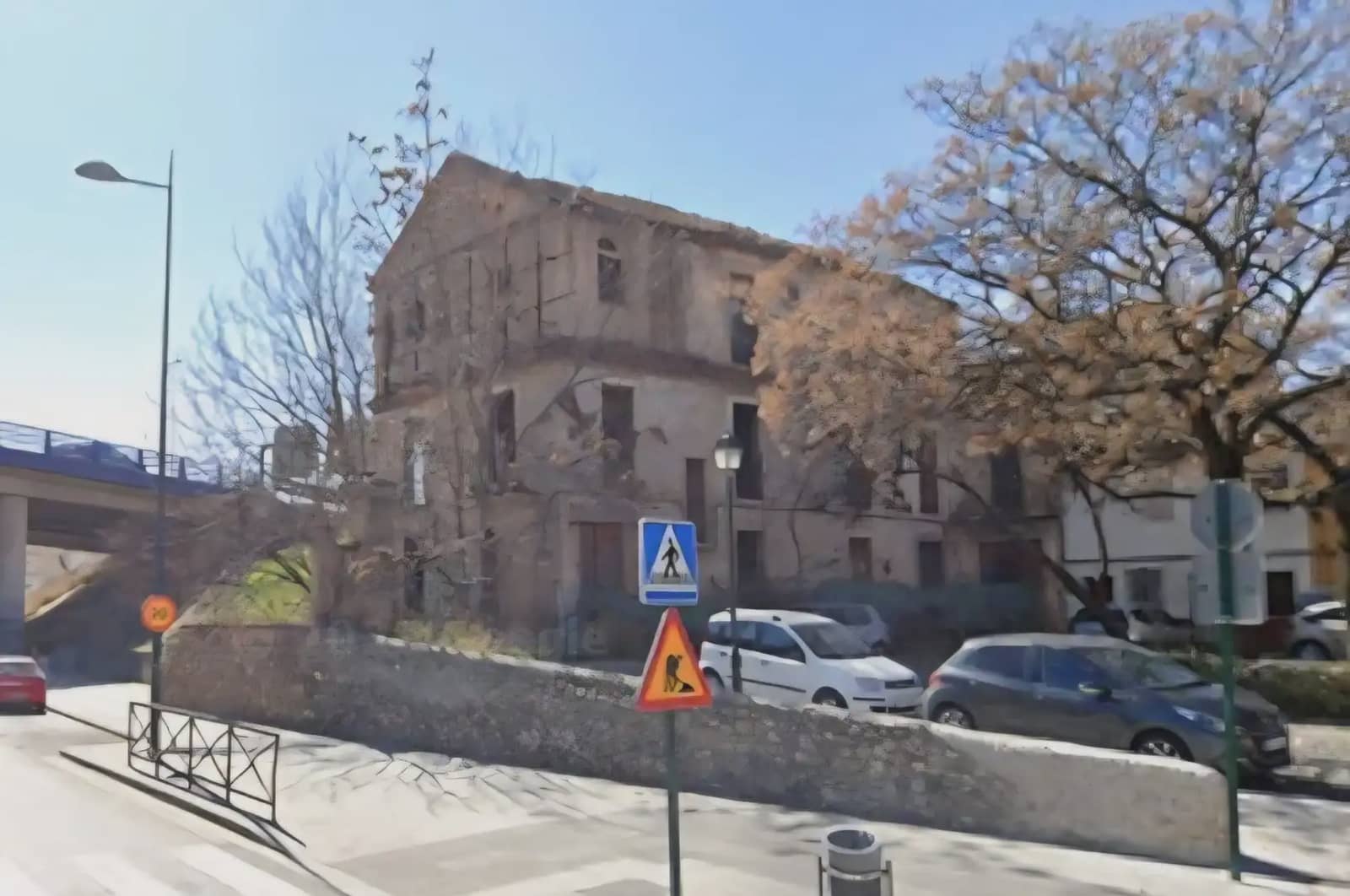 Ruin til salg i Granada by - € 200.000 (Ref: 10045428)
