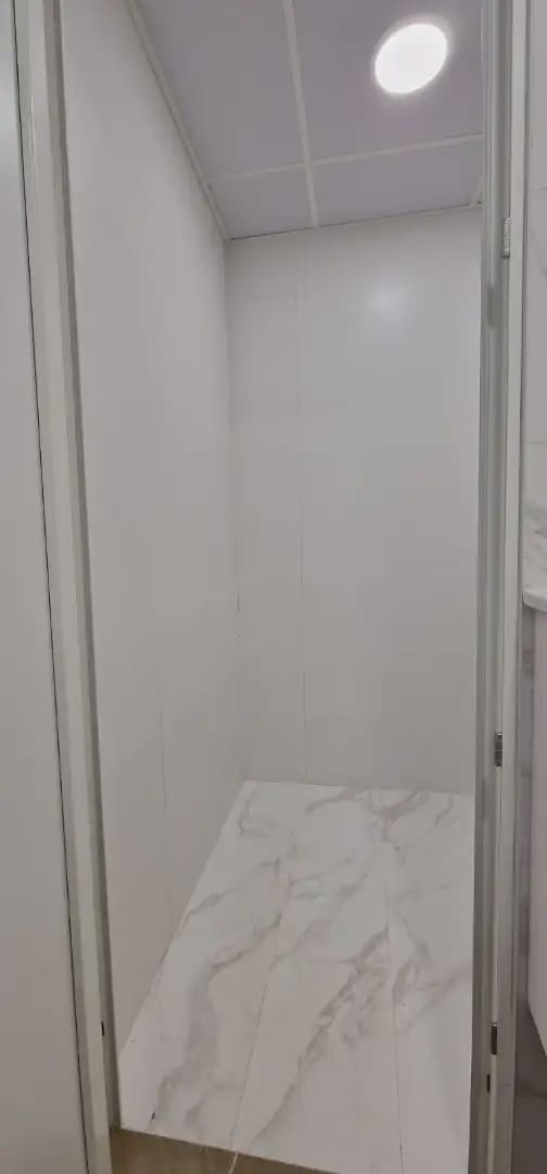 Commercial for rent in Granada city - € 375 (Ref: 10045433)