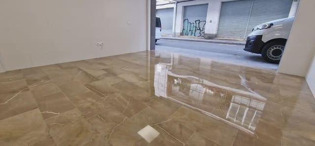Gewerbe zu vermieten in Cerrillo de Maracena - Periodistas, Granada Stadt - 375 € (Ref: 10045433)