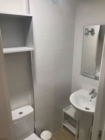 3 sypialnia Mieszkanie na sprzedaż w Poligono Cartuja - La Paz, Miasto Grenada - 78 000 € (Ref: 10045440)