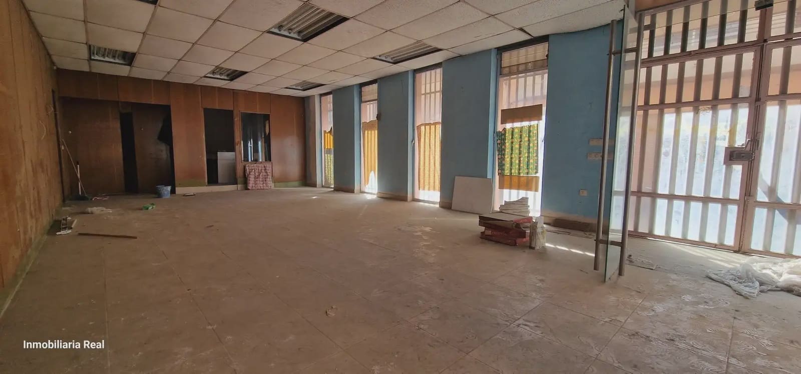 Commercial for sale in Maracena - € 110,000 (Ref: 10045441)