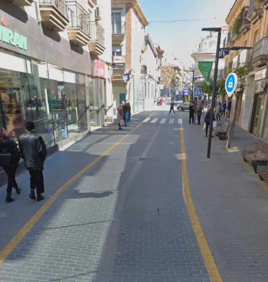 Commercial for rent in Maracena - € 500 (Ref: 10045446)