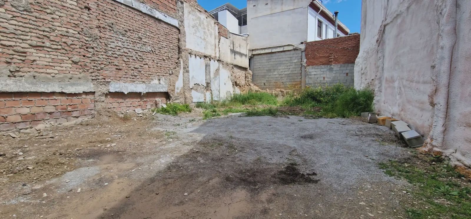 Bauplatz zu verkaufen in Granada Stadt - 90.000 € (Ref: 10045451)