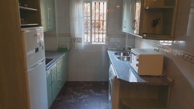 1 quarto Apartamento para arrendar em Maracena - 575 € (Ref: 10045452)