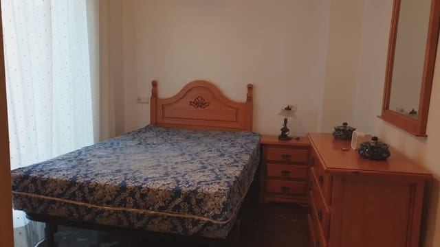 1 quarto Apartamento para arrendar em Maracena - 575 € (Ref: 10045452)