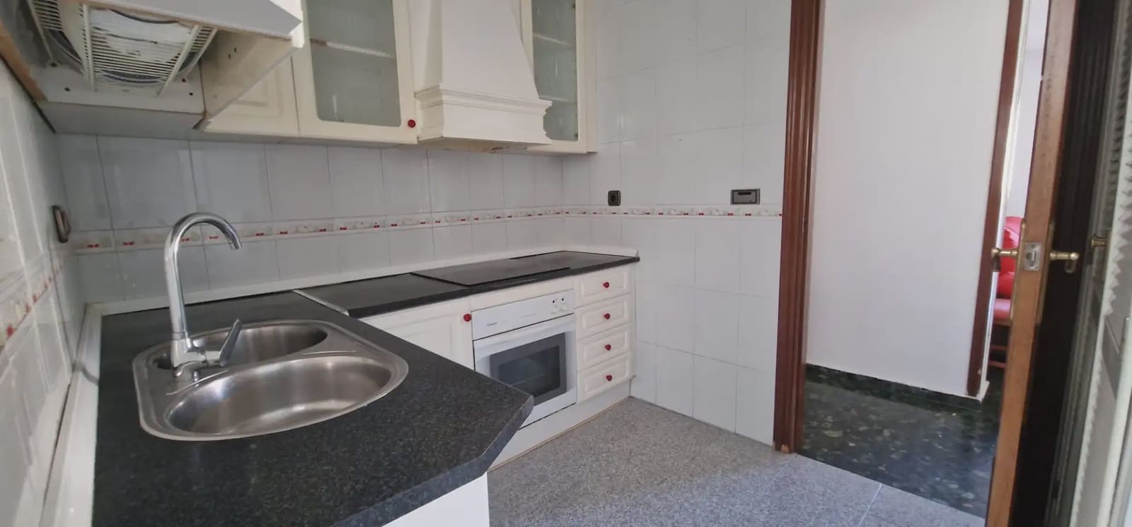 3 bedroom Flat for rent in Maracena - € 650 (Ref: 10097408)