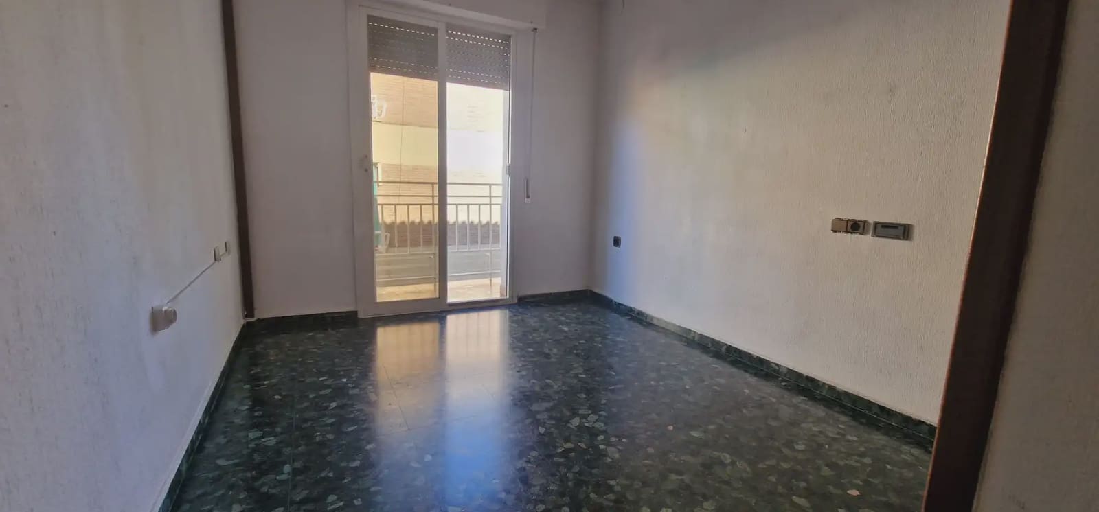 3 bedroom Flat for rent in Maracena - € 650 (Ref: 10097408)