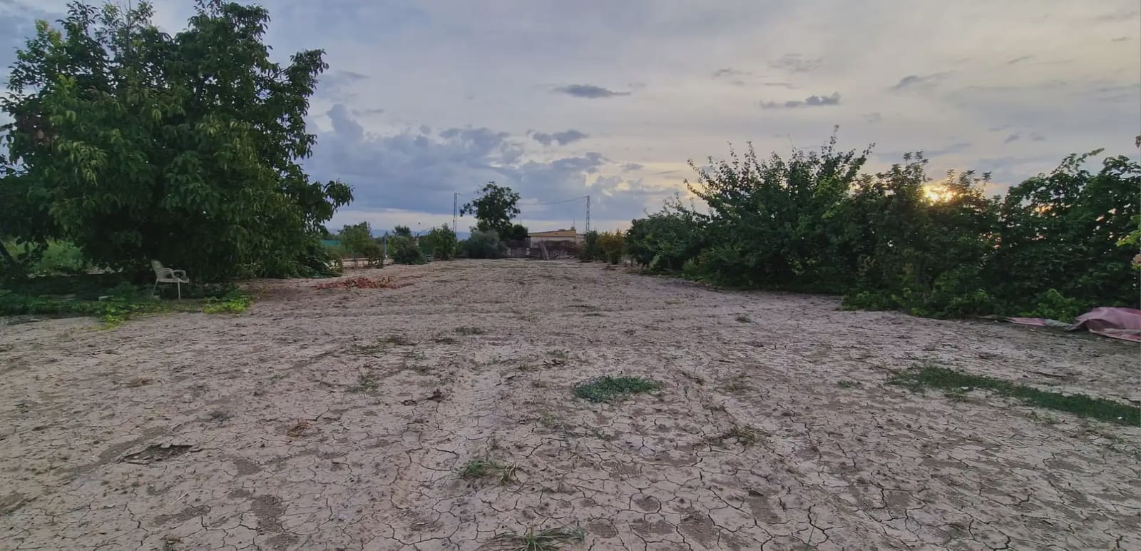 Ubebygd land til salgs i Maracena - € 110 000 (Ref: 10141574)