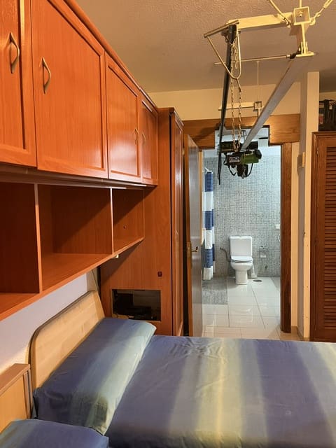 1 quarto Apartamento para venda em Los Cristianos com piscina - 290 000 € (Ref: 10048189)