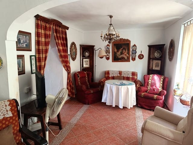 6 Zimmer Haus zu verkaufen in Luque - 69.000 € (Ref: 10046101)
