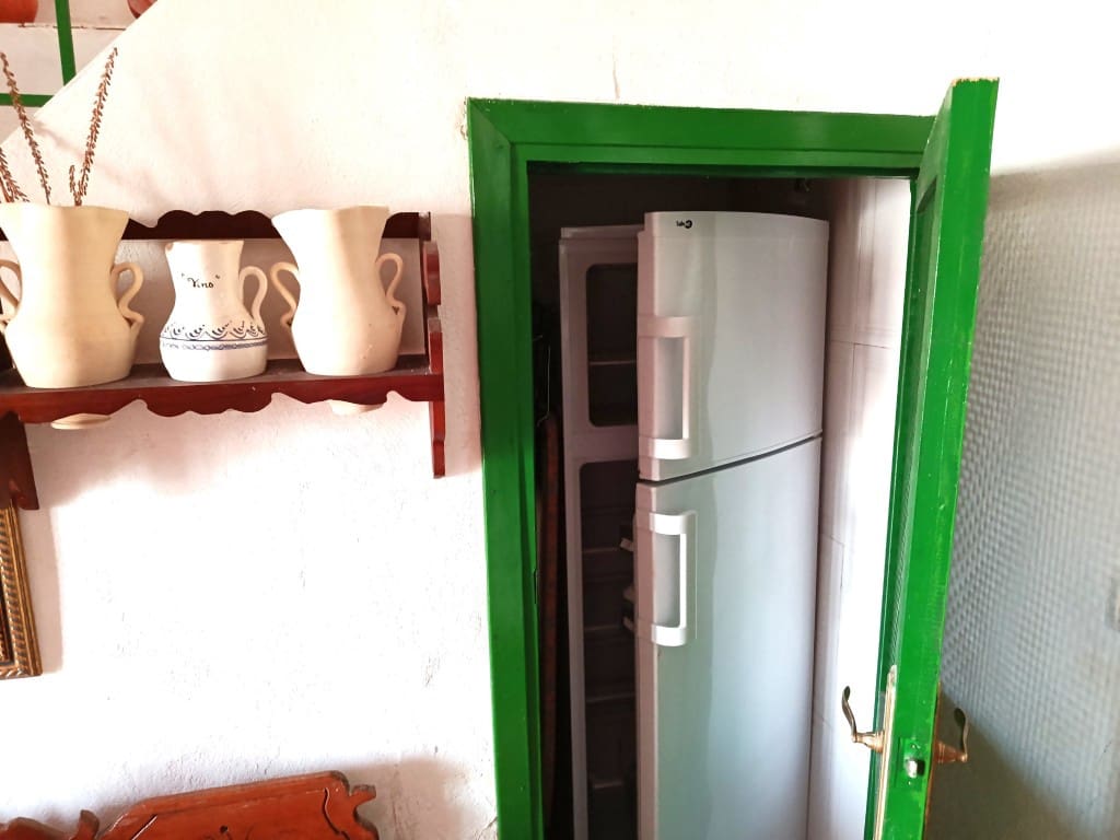 Casa de 6 habitaciones en Luque en venta - 69.000 € (Ref: 10046101)