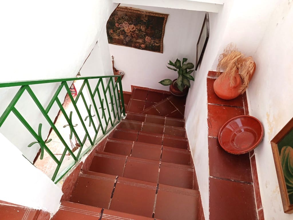 Casa de 6 habitaciones en Luque en venta - 69.000 € (Ref: 10046101)