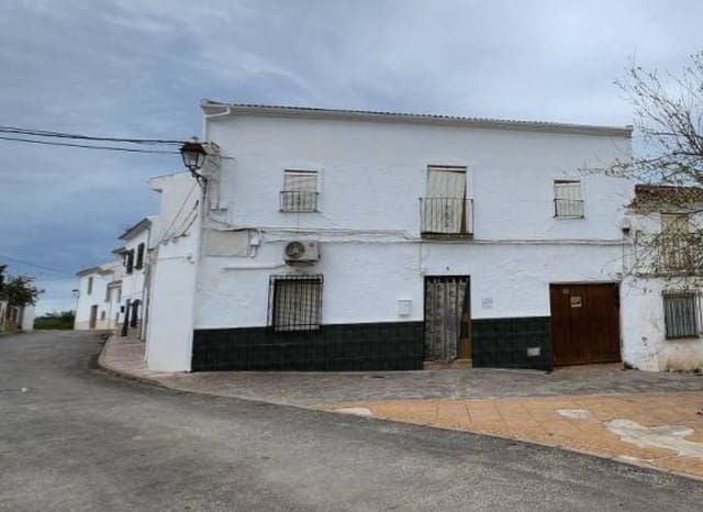 4 bedroom Townhouse for sale in Campo Nubes, Priego de Córdoba - € 34,000 (Ref: 10046103)