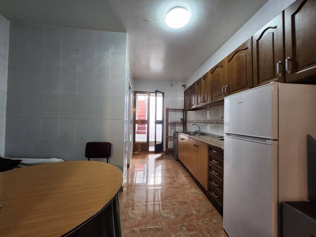Casa de 3 habitaciones en Luque en venta - 39.900 € (Ref: 10046104)