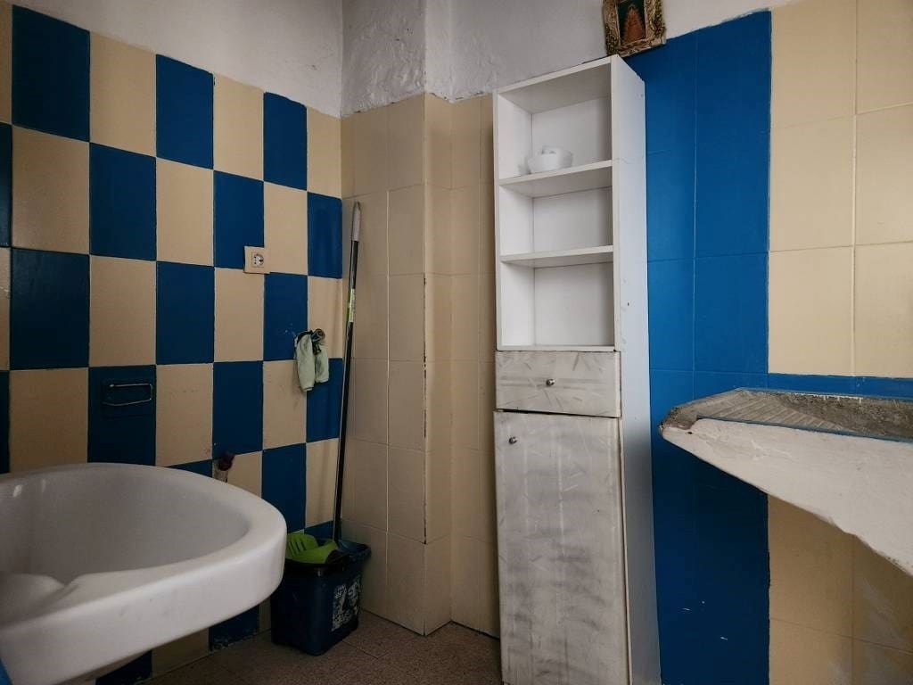 Casa de 4 habitaciones en Luque en venta con piscina - 82.000 € (Ref: 10046105)