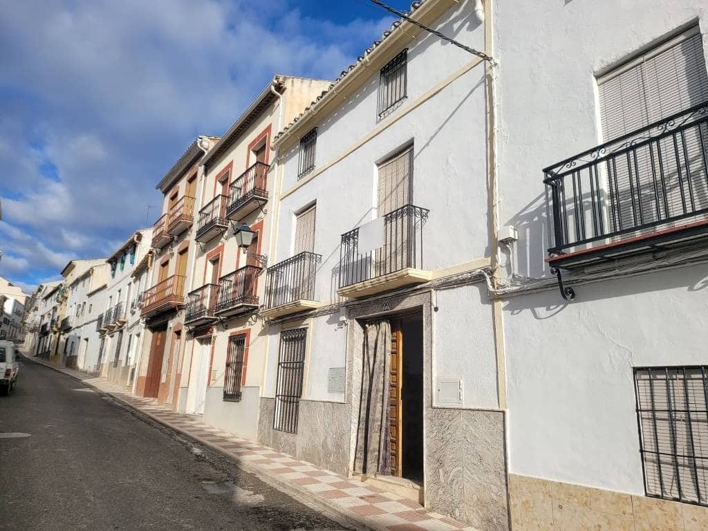 5 slaapkamer Huis te koop in Luque met zwembad - € 59.000 (Ref: 10046124)
