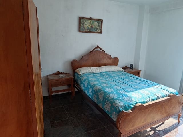 5 bedroom Townhouse for sale in Sabariego, Alcaudete with garage - € 53,000 (Ref: 10046125)