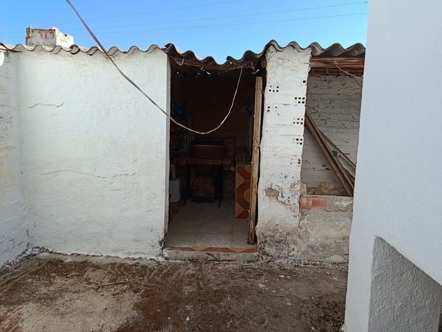 4 quarto Casa em Banda para venda em La Rabita, Alcalá la Real - 95 000 € (Ref: 10046129)