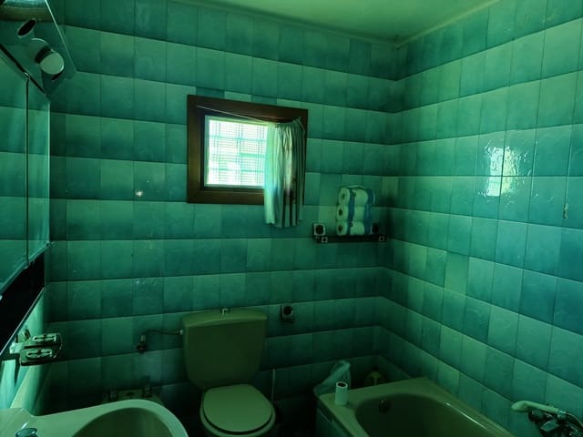4 quarto Casa em Banda para venda em La Rabita, Alcalá la Real - 95 000 € (Ref: 10046129)