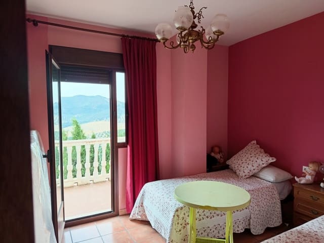 4 sypialnia Finka/Dom wiejski na sprzedaż w Priego de Córdoba - 119 000 € (Ref: 10046133)