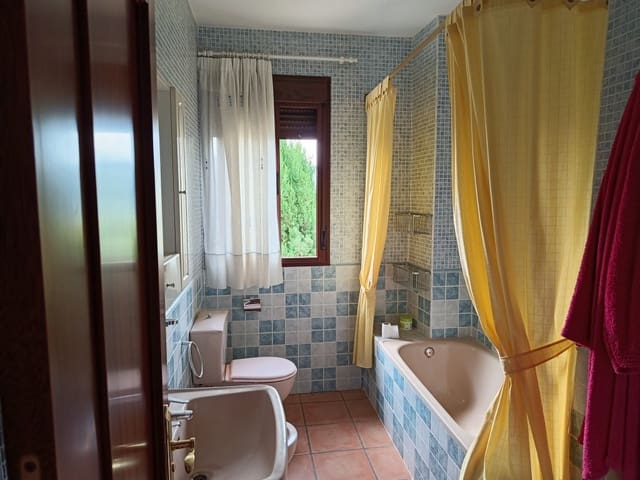 4 sypialnia Finka/Dom wiejski na sprzedaż w Priego de Córdoba - 119 000 € (Ref: 10046133)