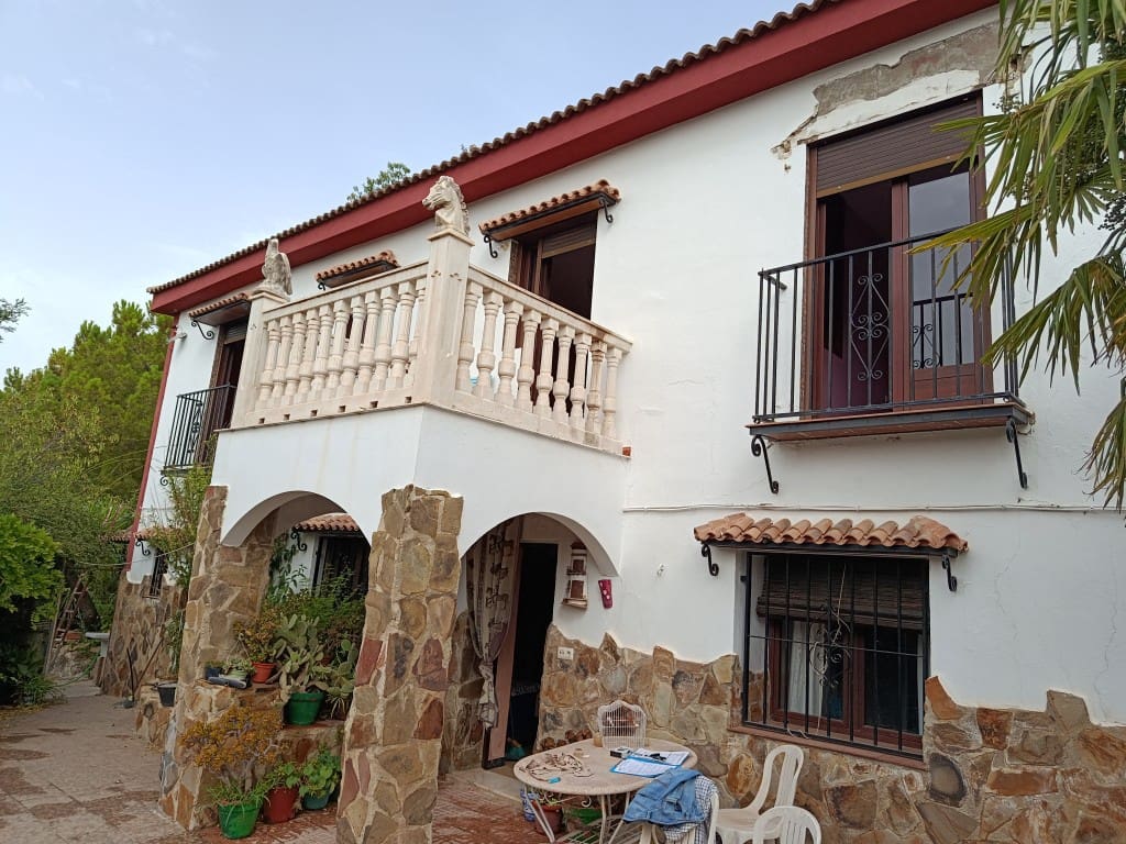 4 sypialnia Finka/Dom wiejski na sprzedaż w Priego de Cordoba - 119 000 € (Ref: 10046133)