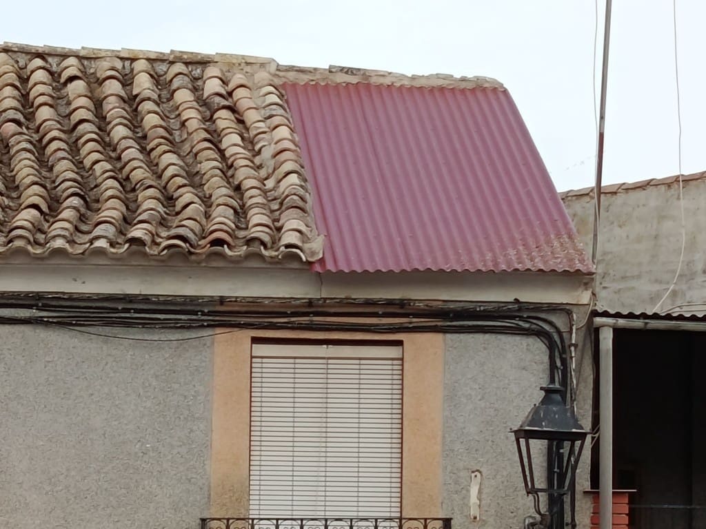 4 bedroom Townhouse for sale in Fuente-Tojar - € 35,000 (Ref: 10046134)