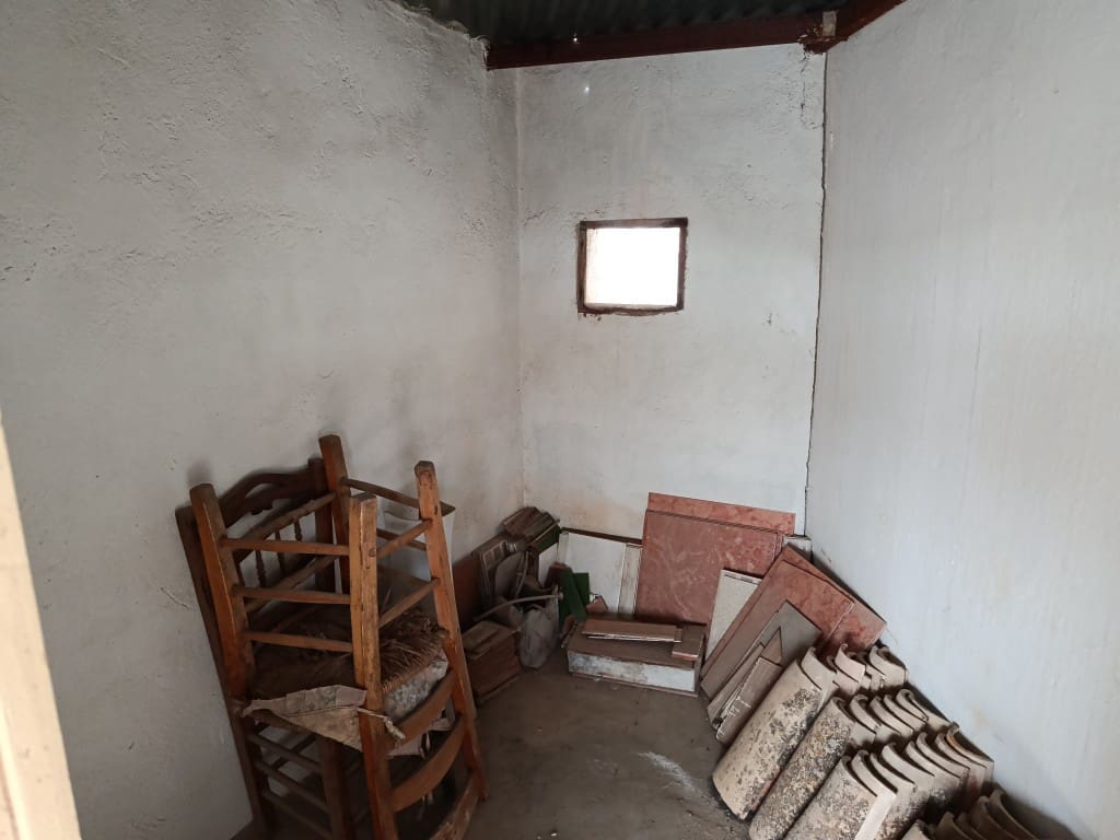 4 bedroom Townhouse for sale in Fuente-Tojar - € 35,000 (Ref: 10046134)