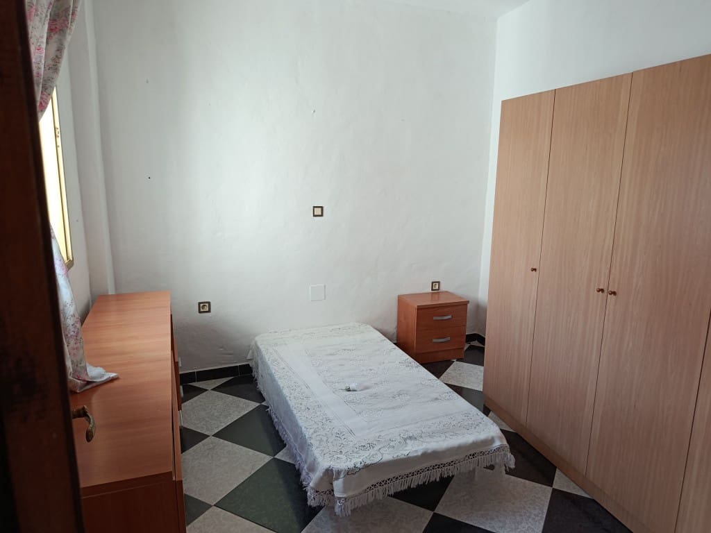 5 soveværelse Byhus til salg i Fuente-Tojar - € 89.900 (Ref: 10046138)