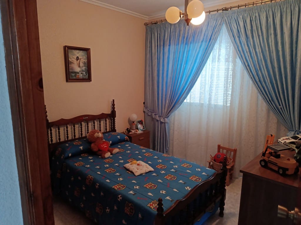 3 sovrum Lägenhet till salu i Luque - 59 900 € (Ref: 10046139)