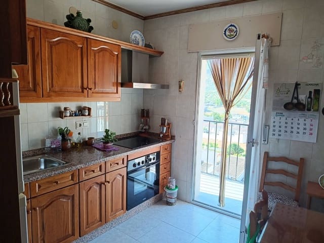 3 sovrum Lägenhet till salu i Luque - 59 900 € (Ref: 10046139)