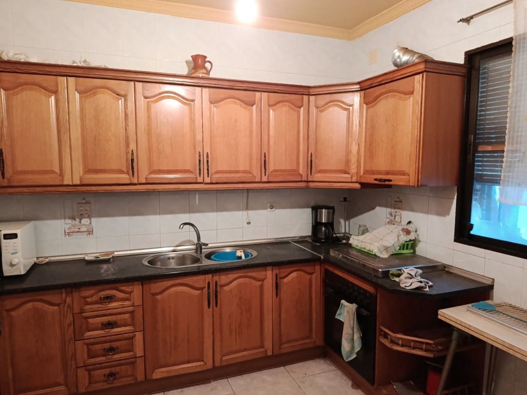 5 soverom Hus til salgs i Fuente-Tojar - € 86 000 (Ref: 10046142)