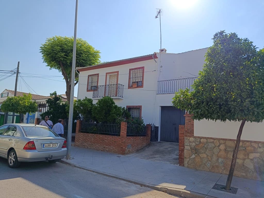 Hus til salgs i Priego de Cordoba - € 126 900 (Ref: 10046143)
