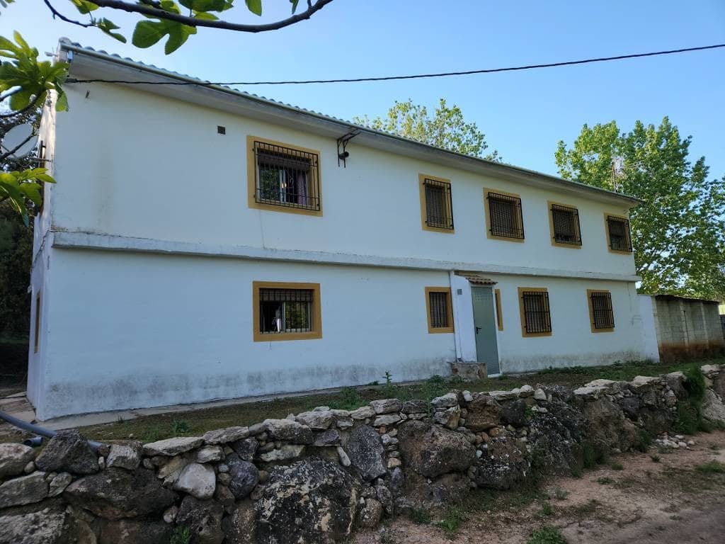5 soverom Finca/Herregård til salgs i Loja med svømmebasseng garasje - € 295 000 (Ref: 10046144)