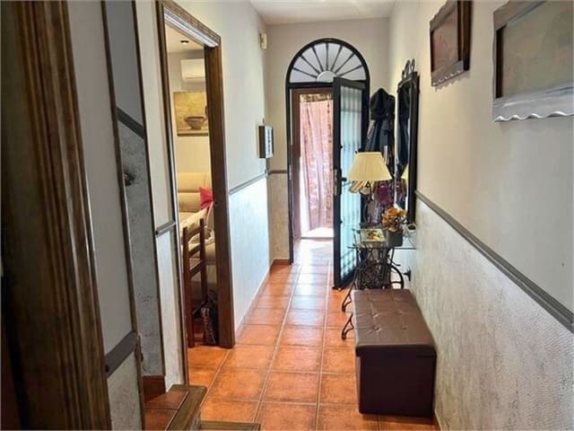 3 bedroom Townhouse for sale in Zuheros with garage - € 110,000 (Ref: 10046145)