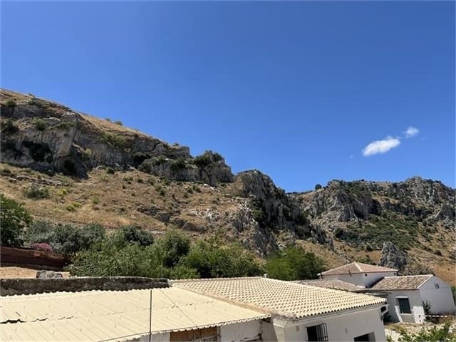 3 bedroom Townhouse for sale in Zuheros with garage - € 110,000 (Ref: 10046145)