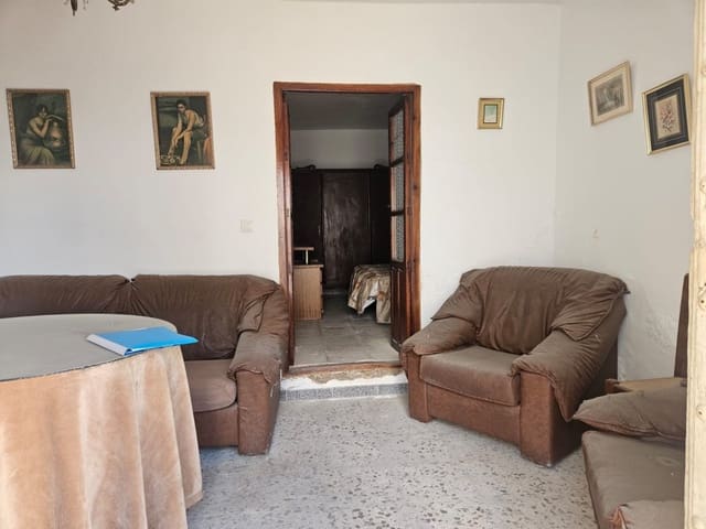 4 bedroom Townhouse for sale in Fuente-Tójar - € 23,000 (Ref: 10046149)