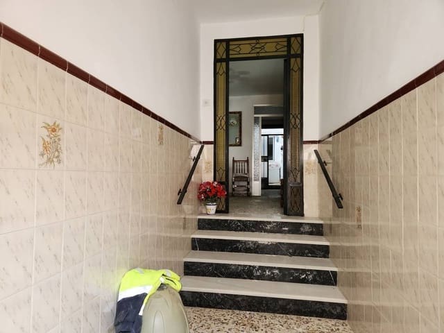 Casa de 4 habitaciones en Rute en venta con piscina - 57.900 € (Ref: 10046150)