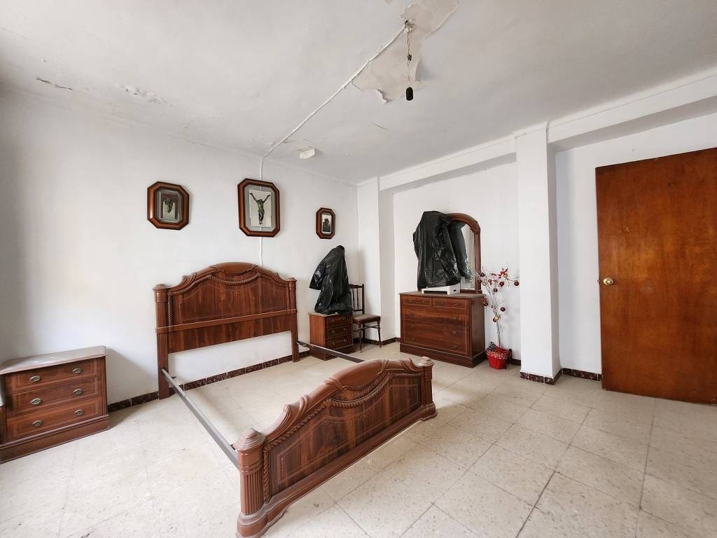 3 bedroom Townhouse for sale in Baena - € 56,000 (Ref: 10046151)