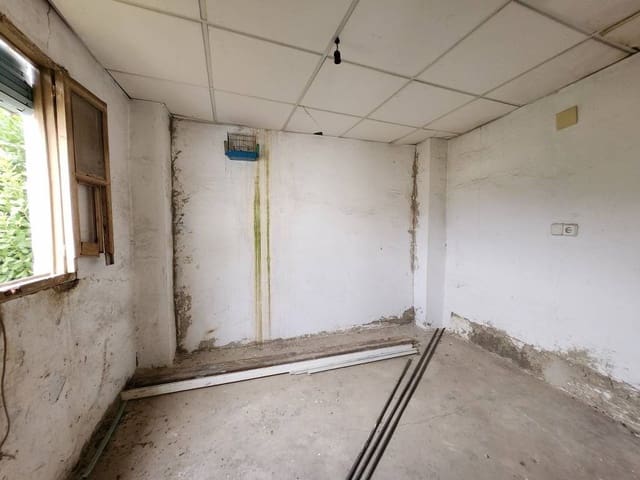 3 bedroom Townhouse for sale in Baena - € 56,000 (Ref: 10046151)