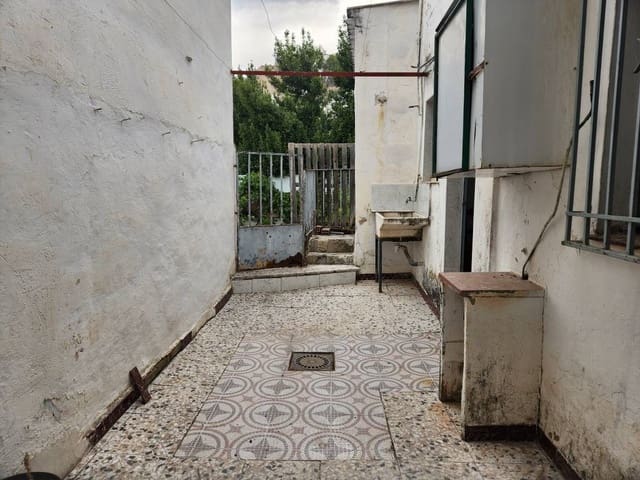 3 bedroom Townhouse for sale in Baena - € 56,000 (Ref: 10046151)