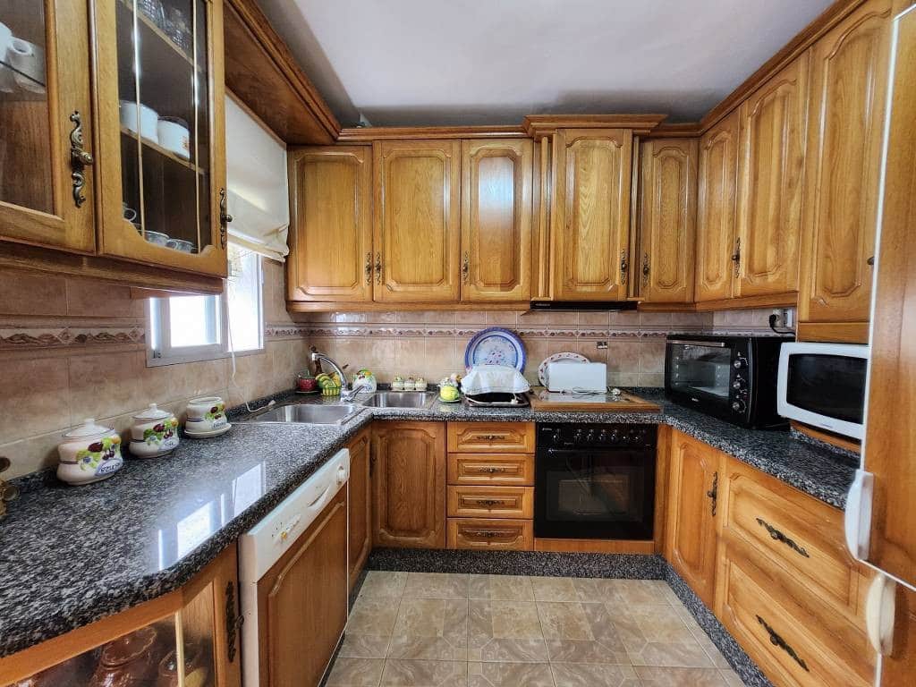 4 bedroom Townhouse for sale in Santiago de Calatrava - € 47,000 (Ref: 10046153)