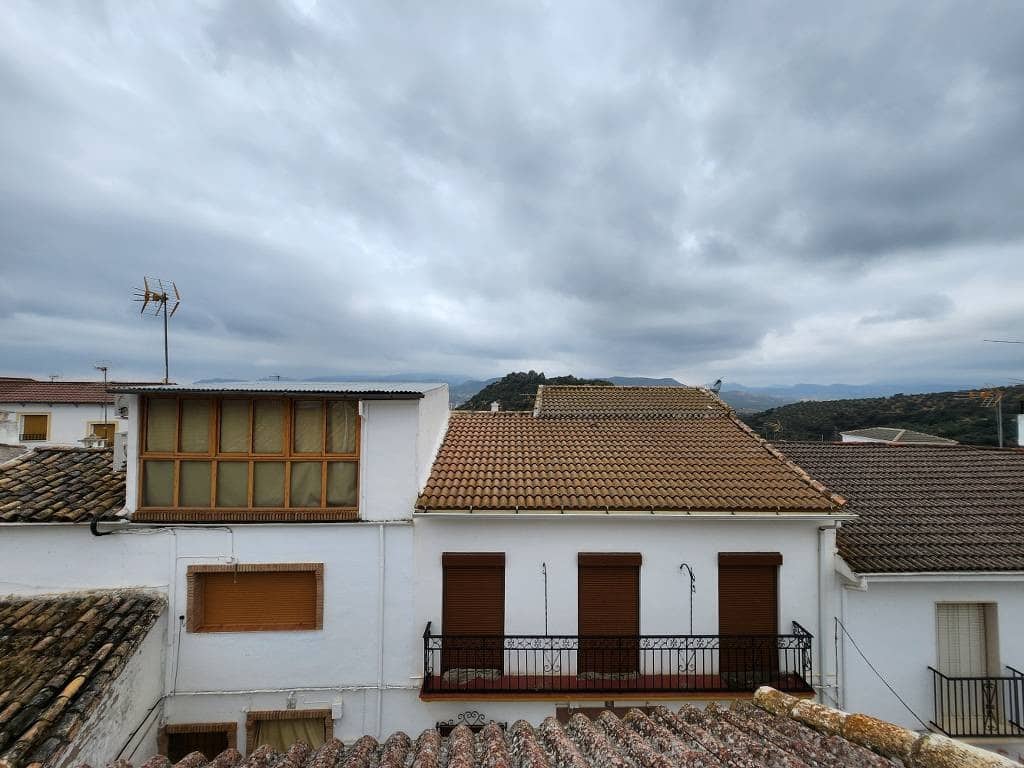 2 bedroom Townhouse for sale in Priego de Cordoba - € 39,000 (Ref: 10046155)