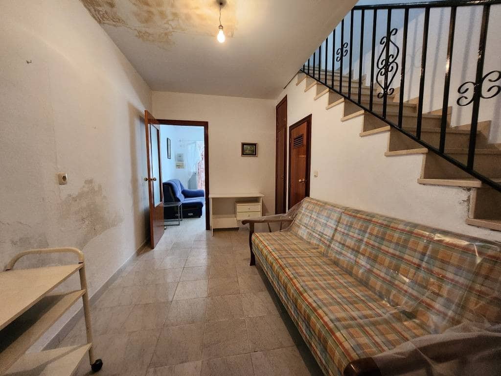 2 bedroom Townhouse for sale in Priego de Cordoba - € 39,000 (Ref: 10046155)