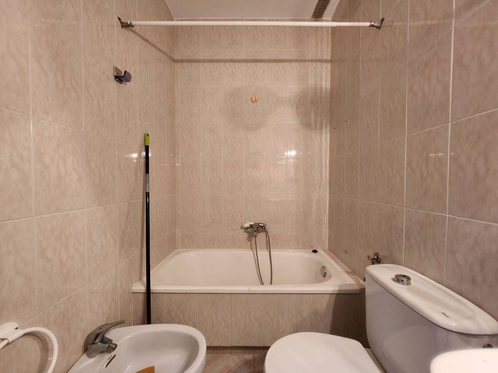 2 bedroom Townhouse for sale in Priego de Cordoba - € 39,000 (Ref: 10046155)