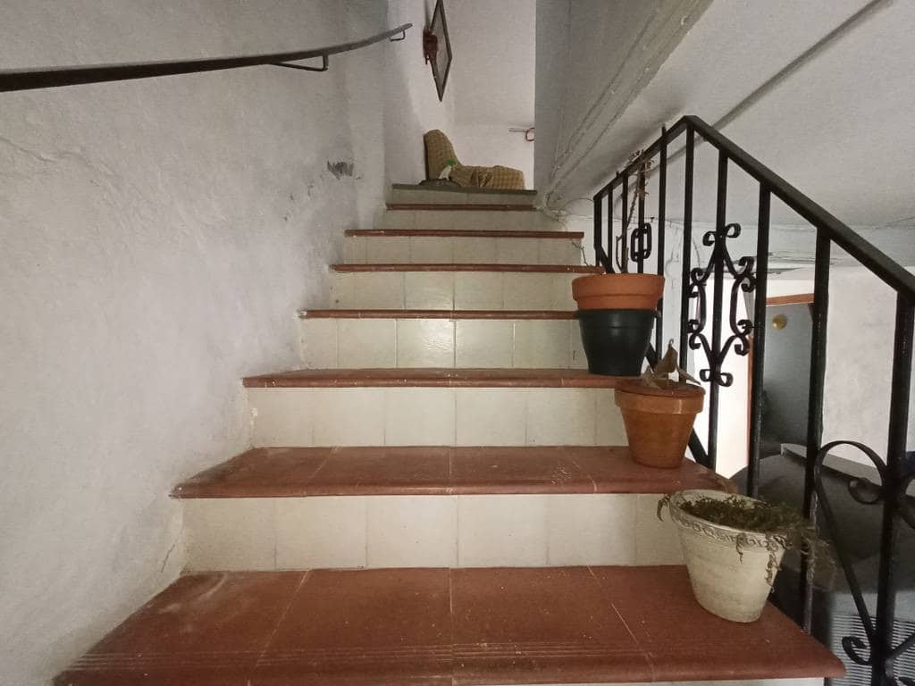 3 bedroom Townhouse for sale in Luque with pool - € 29,900 (Ref: 10046157)