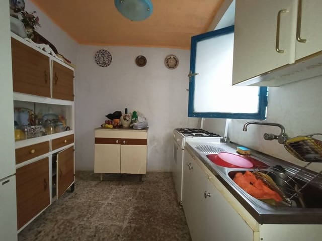 3 bedroom Townhouse for sale in Luque with pool - € 29,900 (Ref: 10046157)